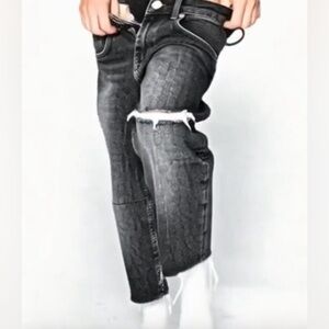 ☑️ITALIAN  Designer Jeans Distressed Maro Oriwa